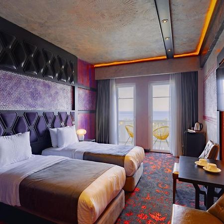 Tapis Rouge Design Boutique Hotel Batumi Ngoại thất bức ảnh Deluxe Room