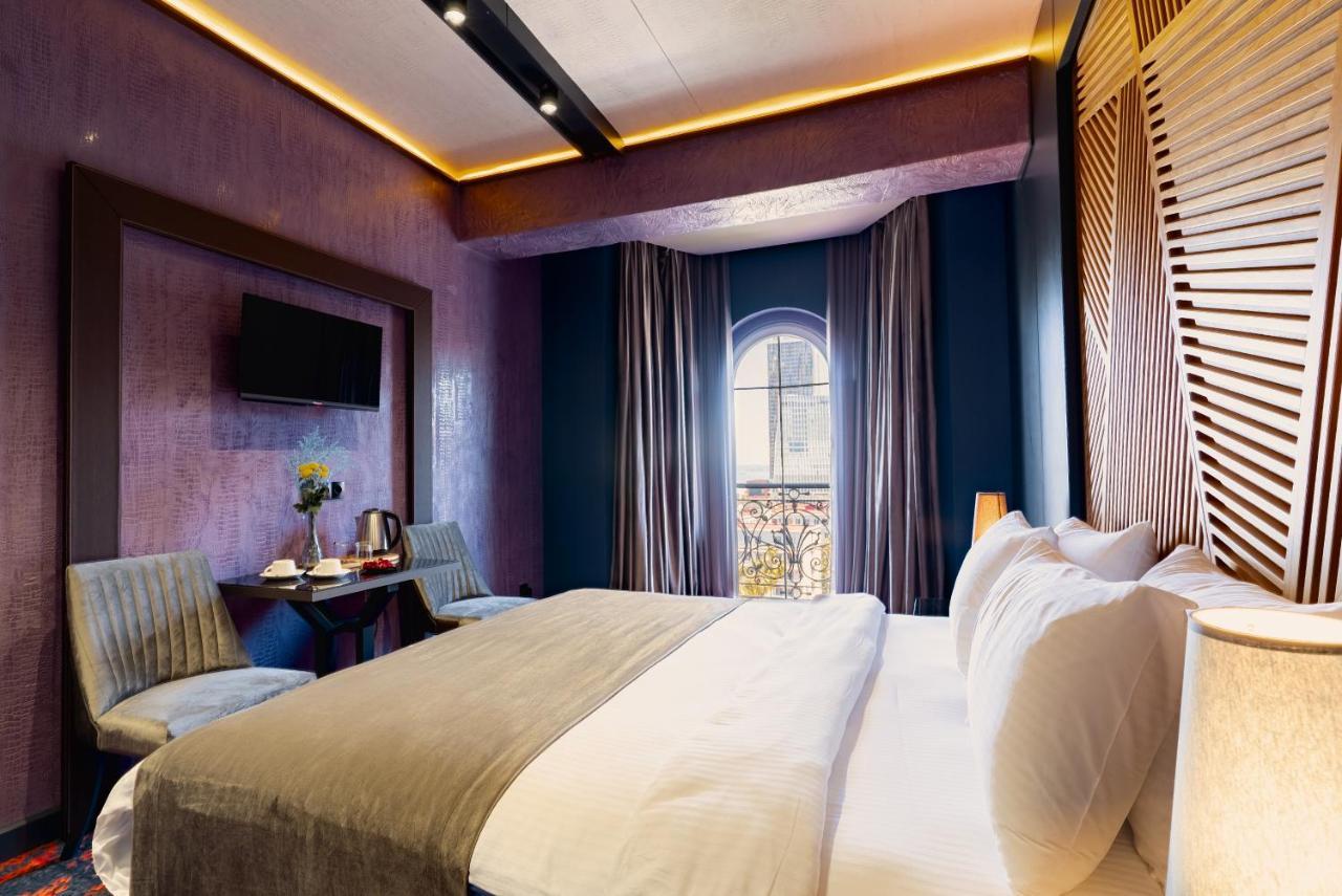 Tapis Rouge Design Boutique Hotel Batumi Ngoại thất bức ảnh Deluxe room